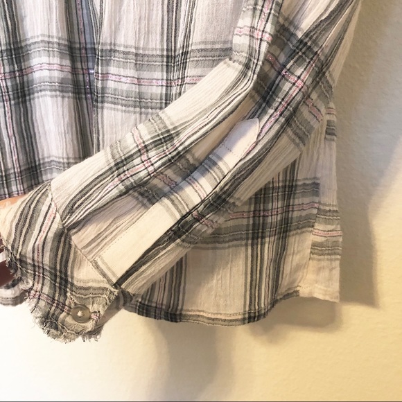 Lucky Brand Plaid Popover Top - Picture 5 of 7